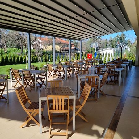 Hotel Danubia Park Veliko Gradište Εξωτερικό φωτογραφία