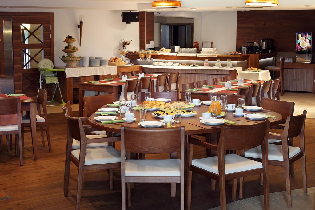 Hotel Danubia Park Veliko Gradište Εξωτερικό φωτογραφία
